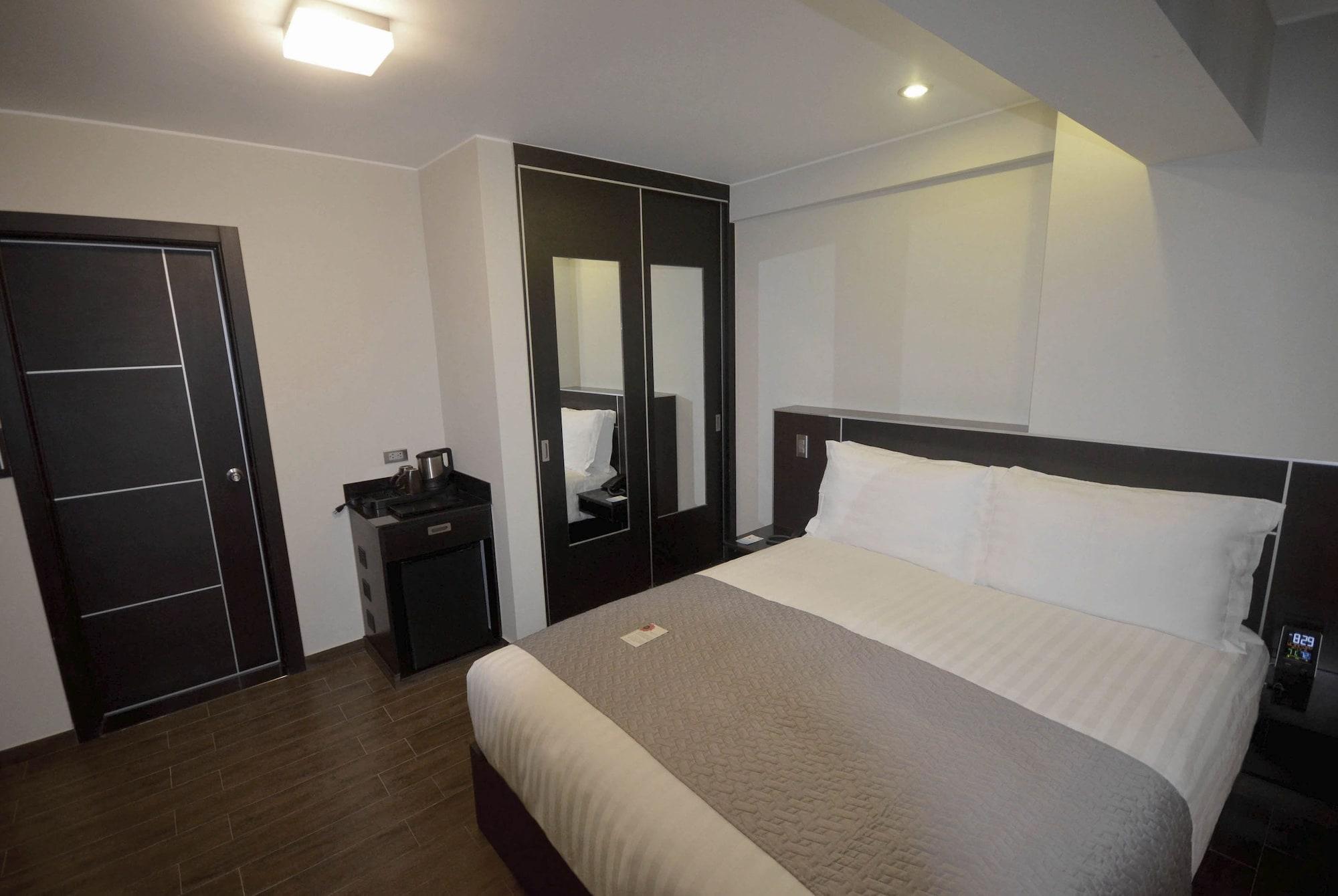 Qp Hotels Трухільйо Екстер'єр фото